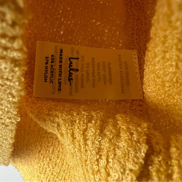 Lulus NWT Yellow Knit Scalloped Cropped Cami - Picture 5 of 7